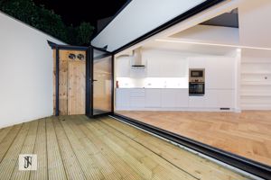 Photo 29- click for photo gallery